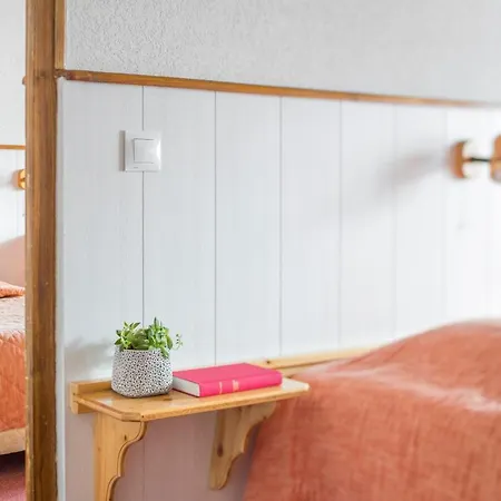 Logis La Petite Chaumiere Gex