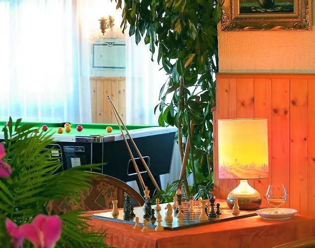 Hotel Logis La Petite Chaumiere